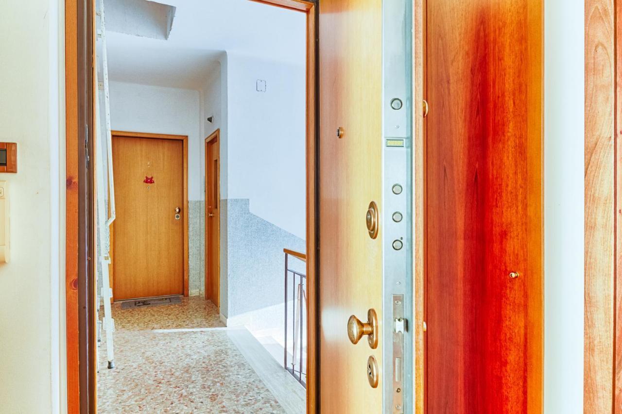 Ferienwohnung Ressmann 1 - 10 Min From Teatro Rossetti Triest Exterior foto