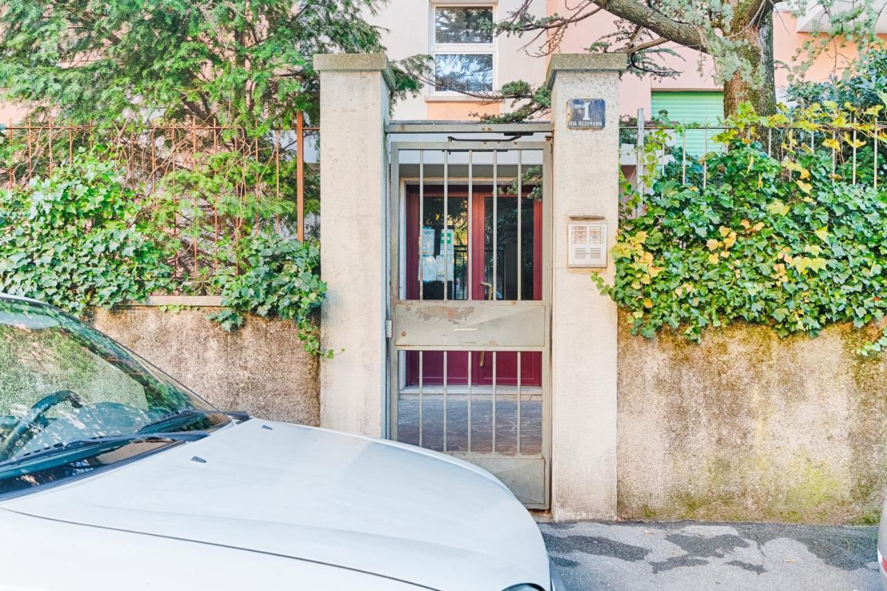 Ferienwohnung Ressmann 1 - 10 Min From Teatro Rossetti Triest Exterior foto